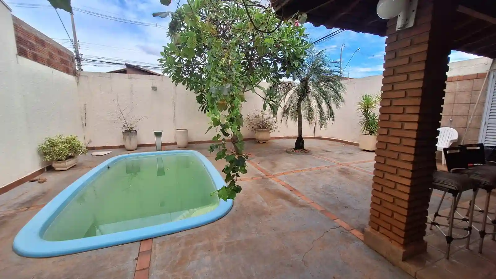 Casa Comercial com 4 quartos à venda, 700m² — foto 2 de 23