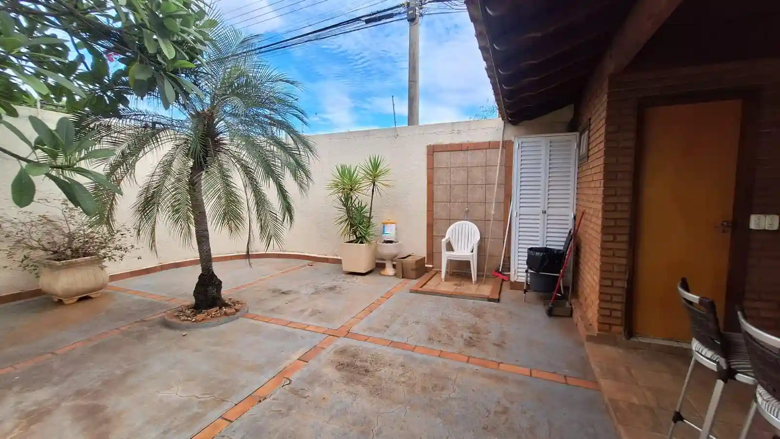 Casa Comercial com 4 quartos à venda, 700m² — foto 3 de 23