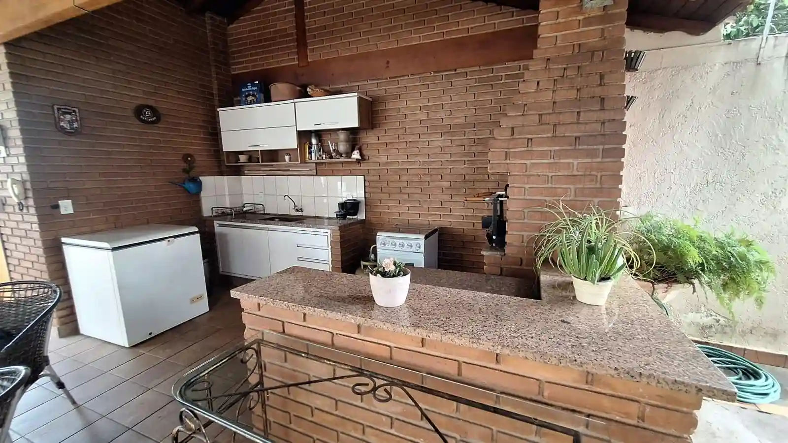 Casa Comercial com 4 quartos à venda, 700m² — foto 4 de 23