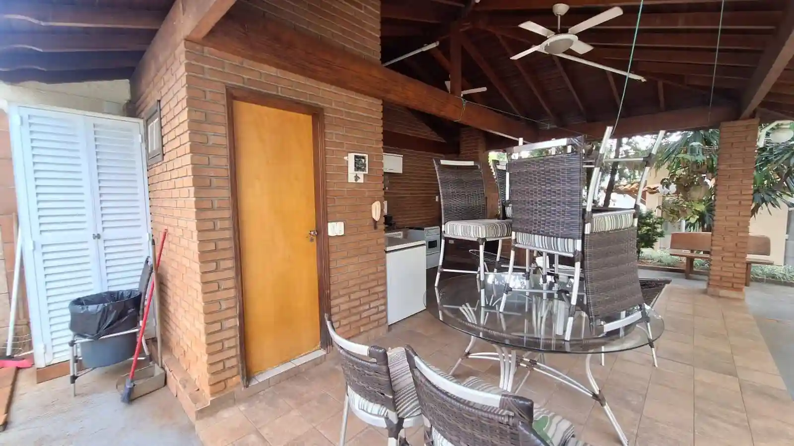 Casa Comercial com 4 quartos à venda, 700m² — foto 6 de 23