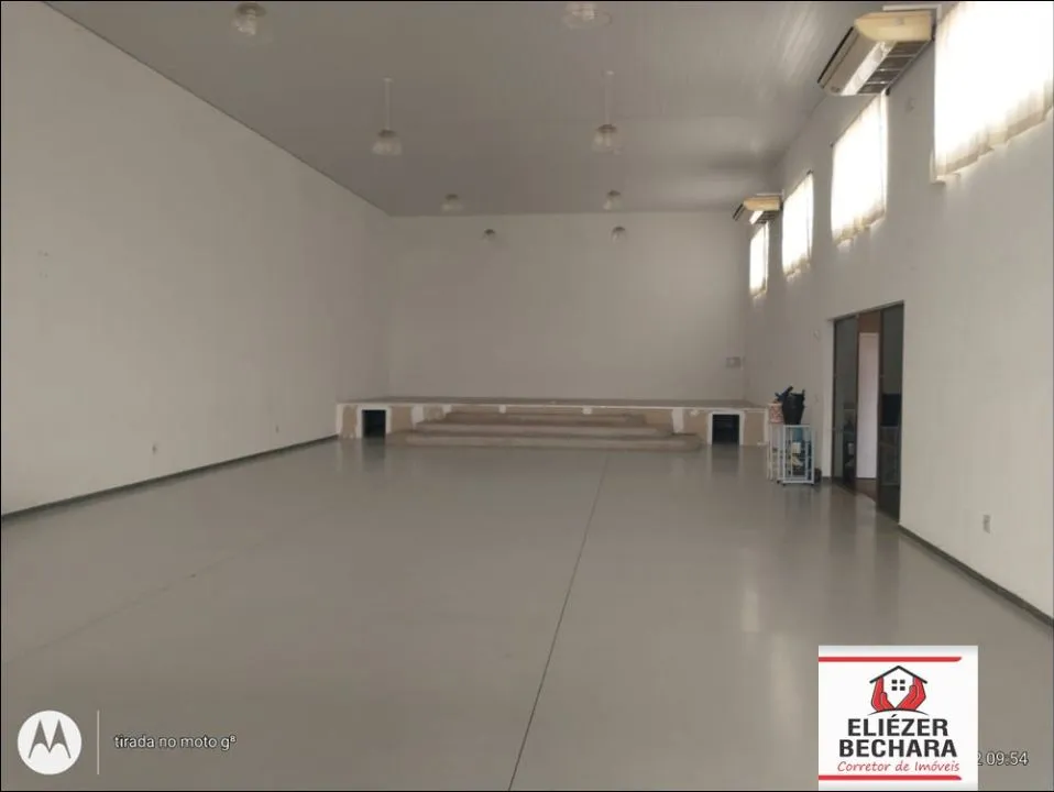 Loja / Salão / Ponto Comercial à venda — foto 2 de 6
