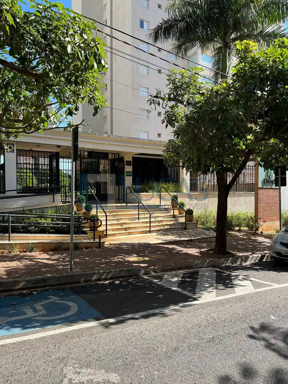 Apartamento com 3 quartos à venda, 104m² — foto 1 de 14
