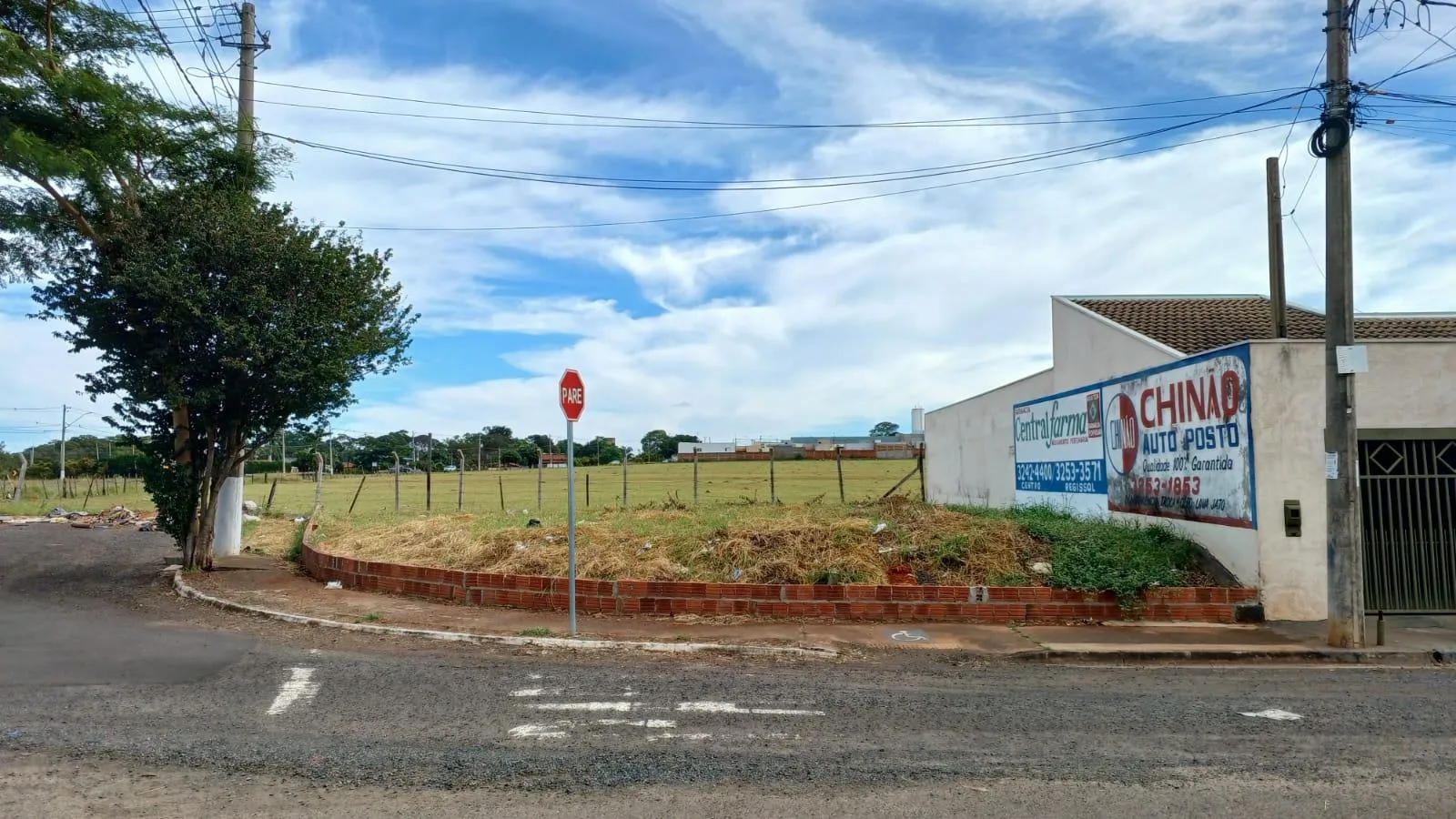 Terreno / Lote / Condomínio à venda, 292m² — foto 2 de 2