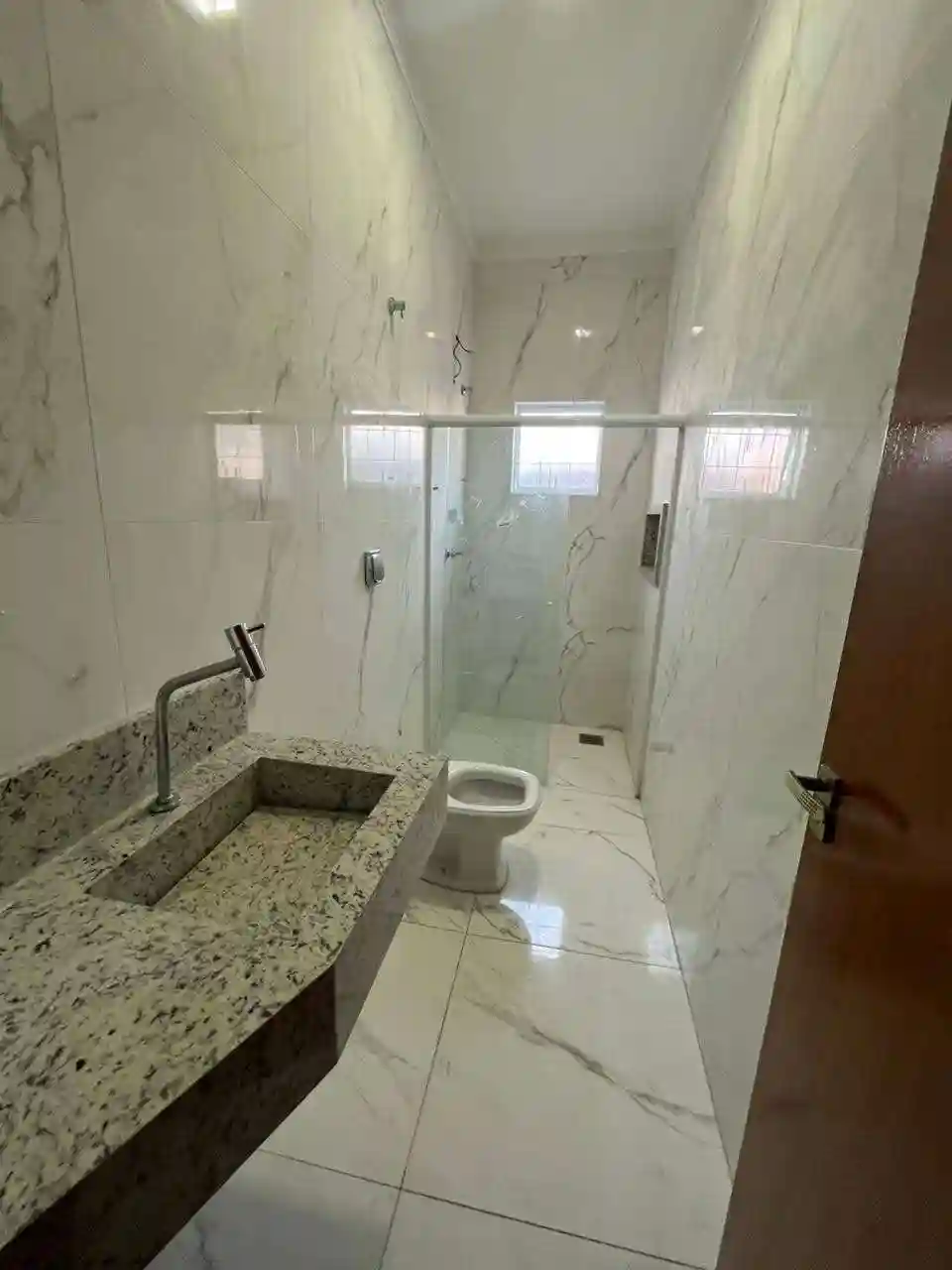 Casa com 3 quartos à venda, 235m² — foto 4 de 7