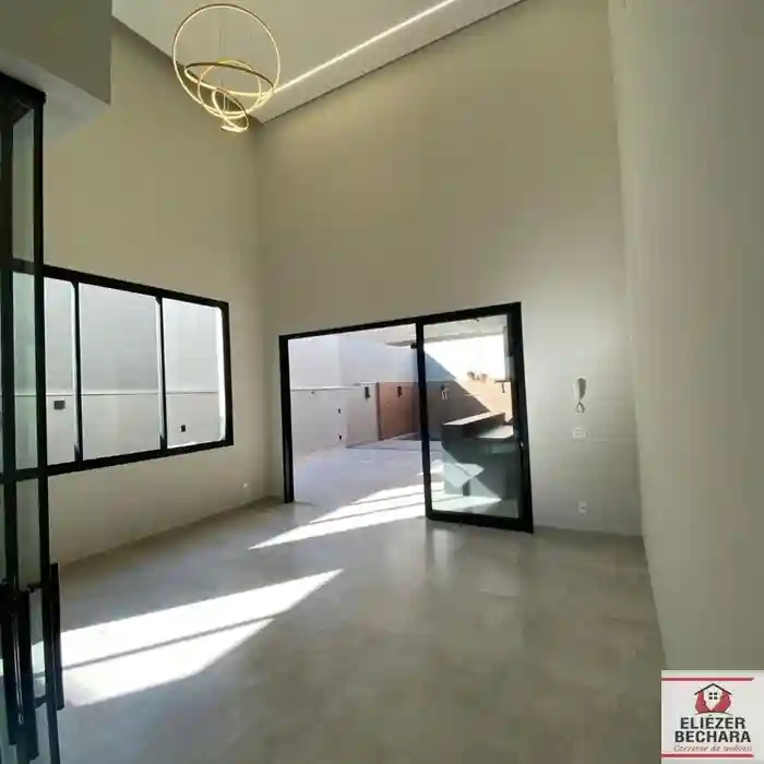 Casa de Condomínio com 4 quartos à venda, 285m² — foto 1 de 15