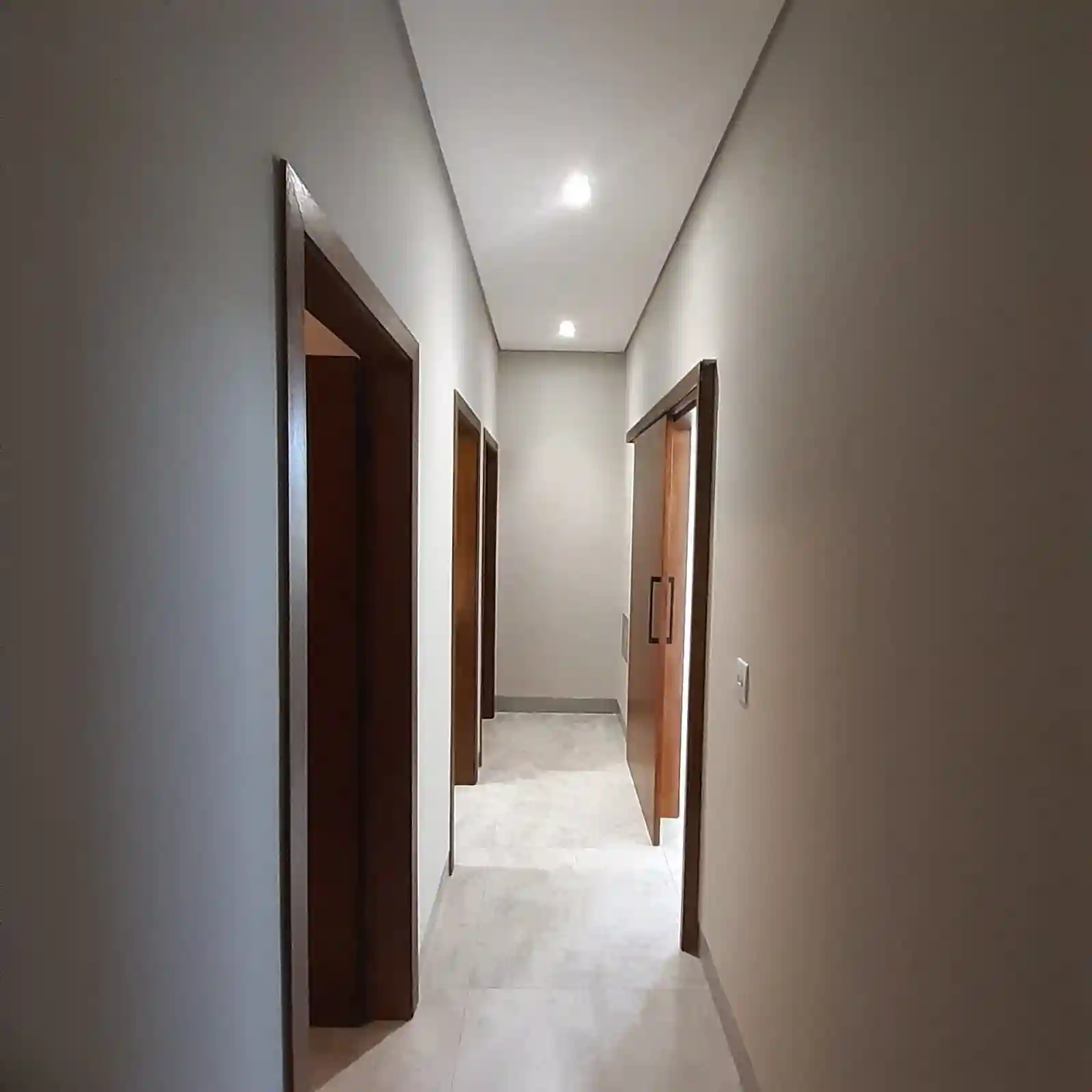 Casa de Condomínio com 3 quartos à venda, 253m² — foto 5 de 7