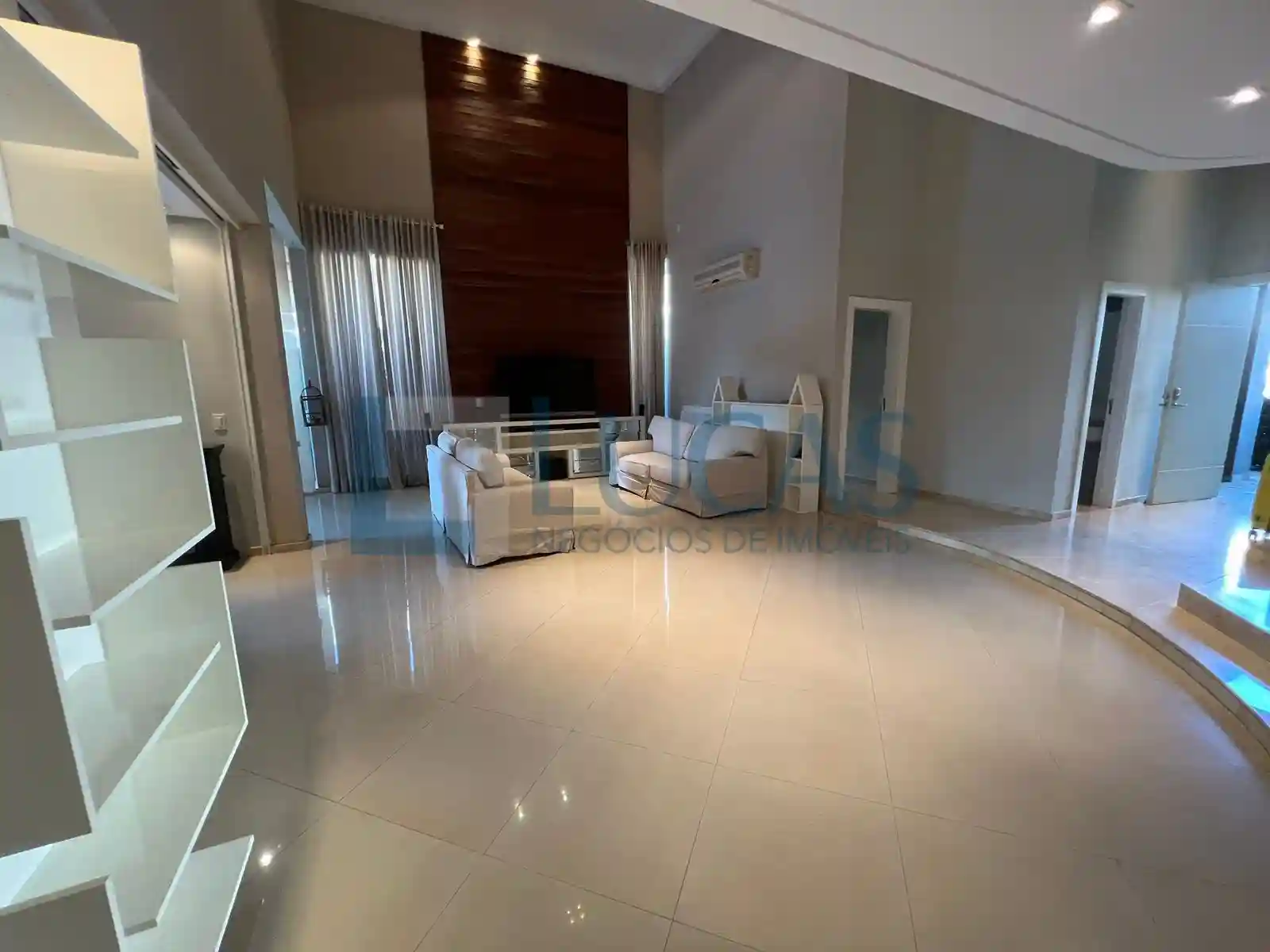 Casa de Condomínio com 4 quartos à venda, 345m² — foto 23 de 25