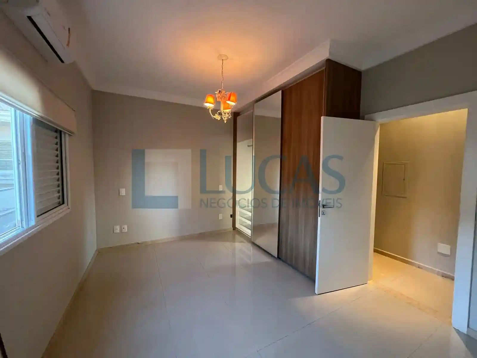 Casa de Condomínio com 4 quartos à venda, 345m² — foto 14 de 25