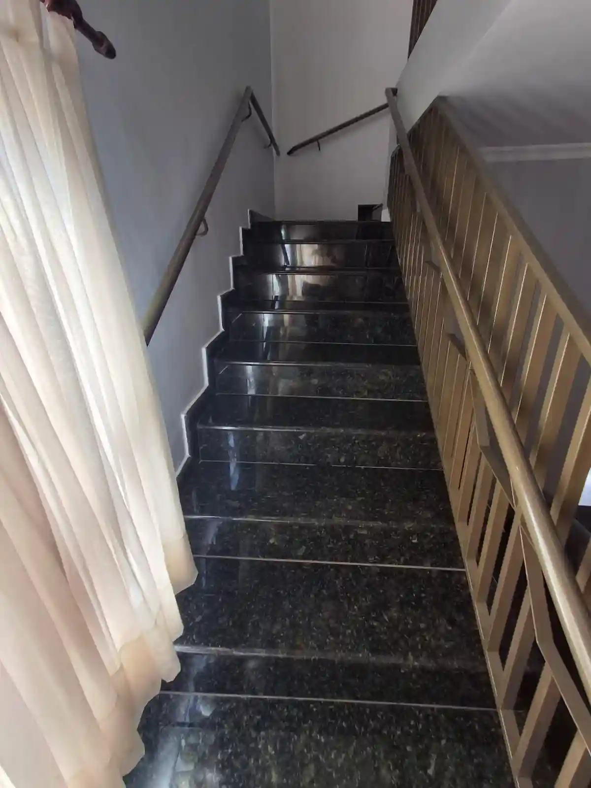 Sobrado com 3 quartos à venda, 250m² — foto 3 de 14
