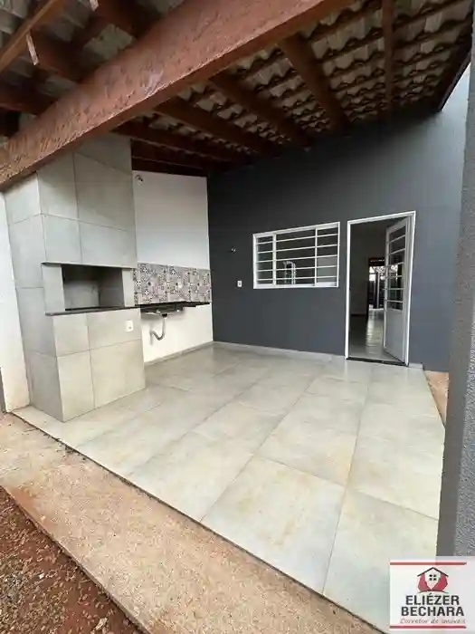 Casa com 3 quartos à venda, 106m² — foto 3 de 25
