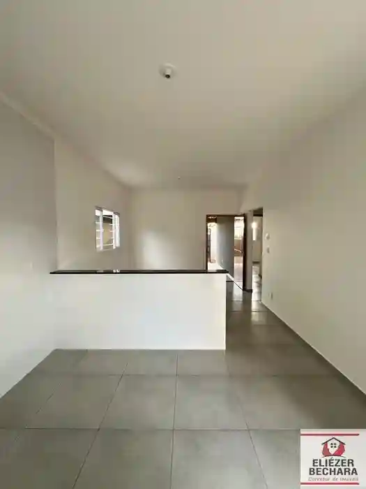 Casa com 3 quartos à venda, 106m² — foto 2 de 25