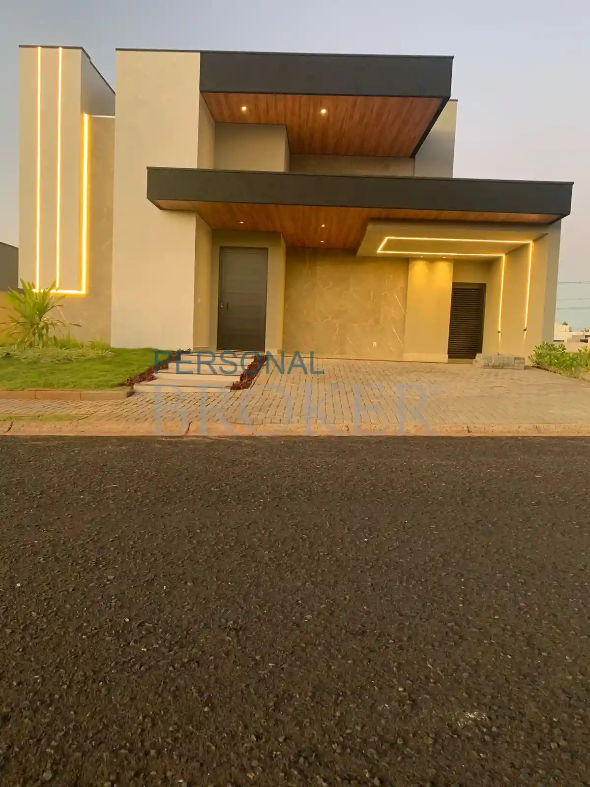 Casa de Condomínio com 3 quartos à venda, 220m² — foto 7 de 10