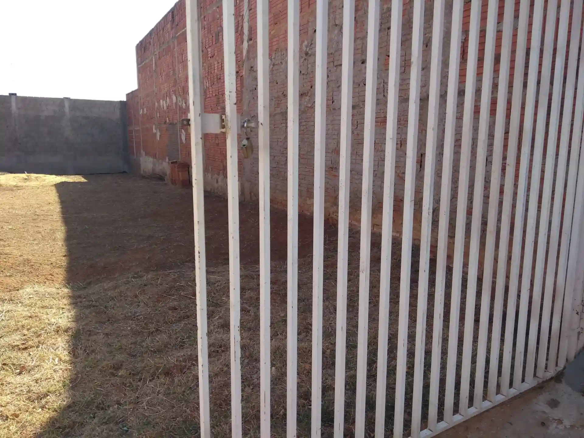 Terreno / Lote / Condomínio  à venda, 200m² — foto 4 de 7