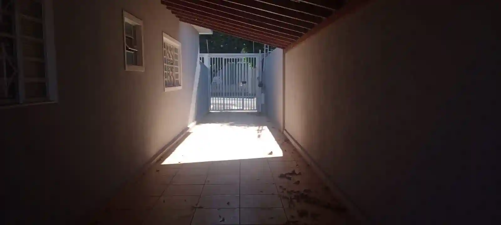 Casa com 3 quartos à venda, 270m² — foto 12 de 13