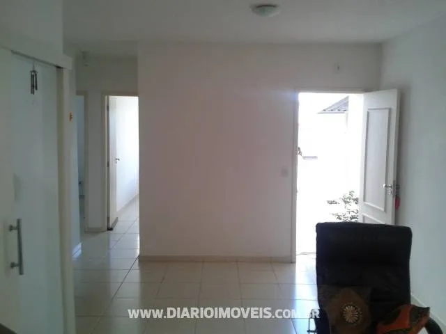 Casa de Condomínio à venda — foto 1 de 6