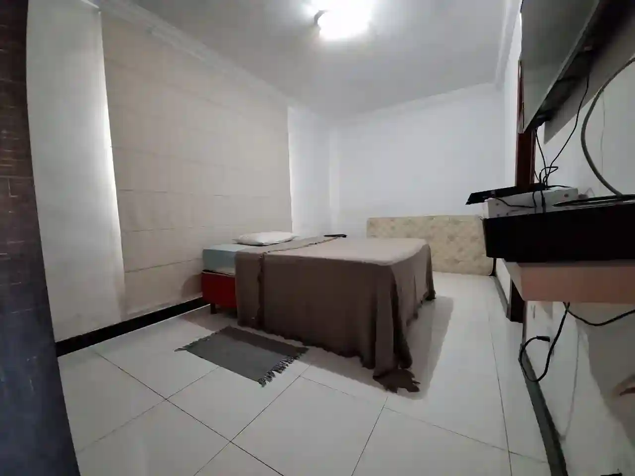 Casa com 2 quartos à venda, 190m² — foto 2 de 15