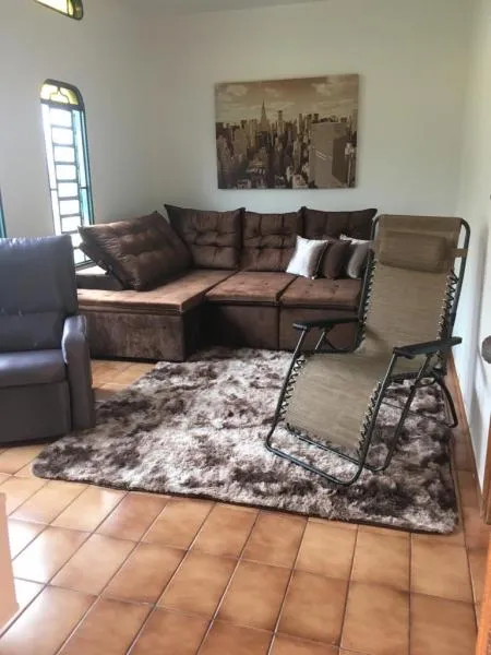 Casa à venda — foto 2 de 5