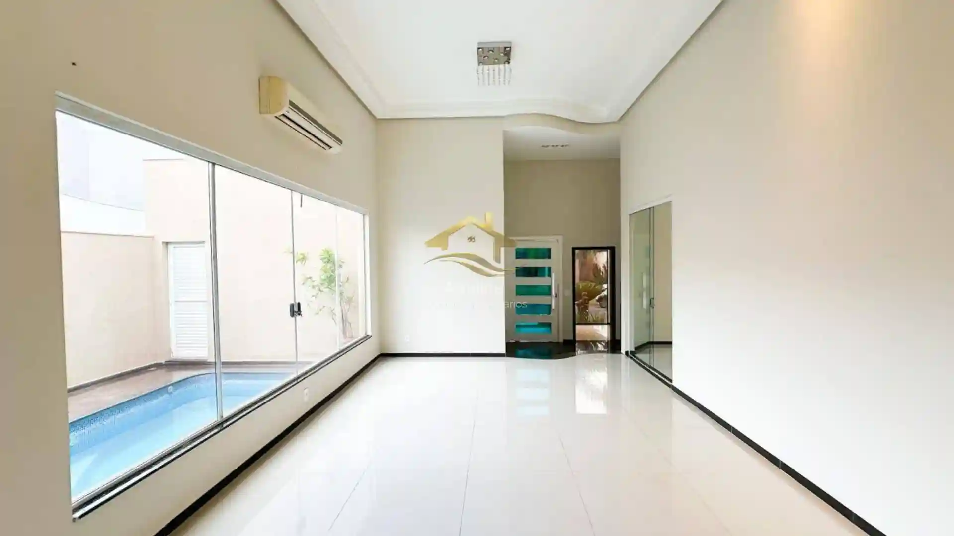 Casa de Condomínio com 3 quartos à venda, 220m² — foto 8 de 30