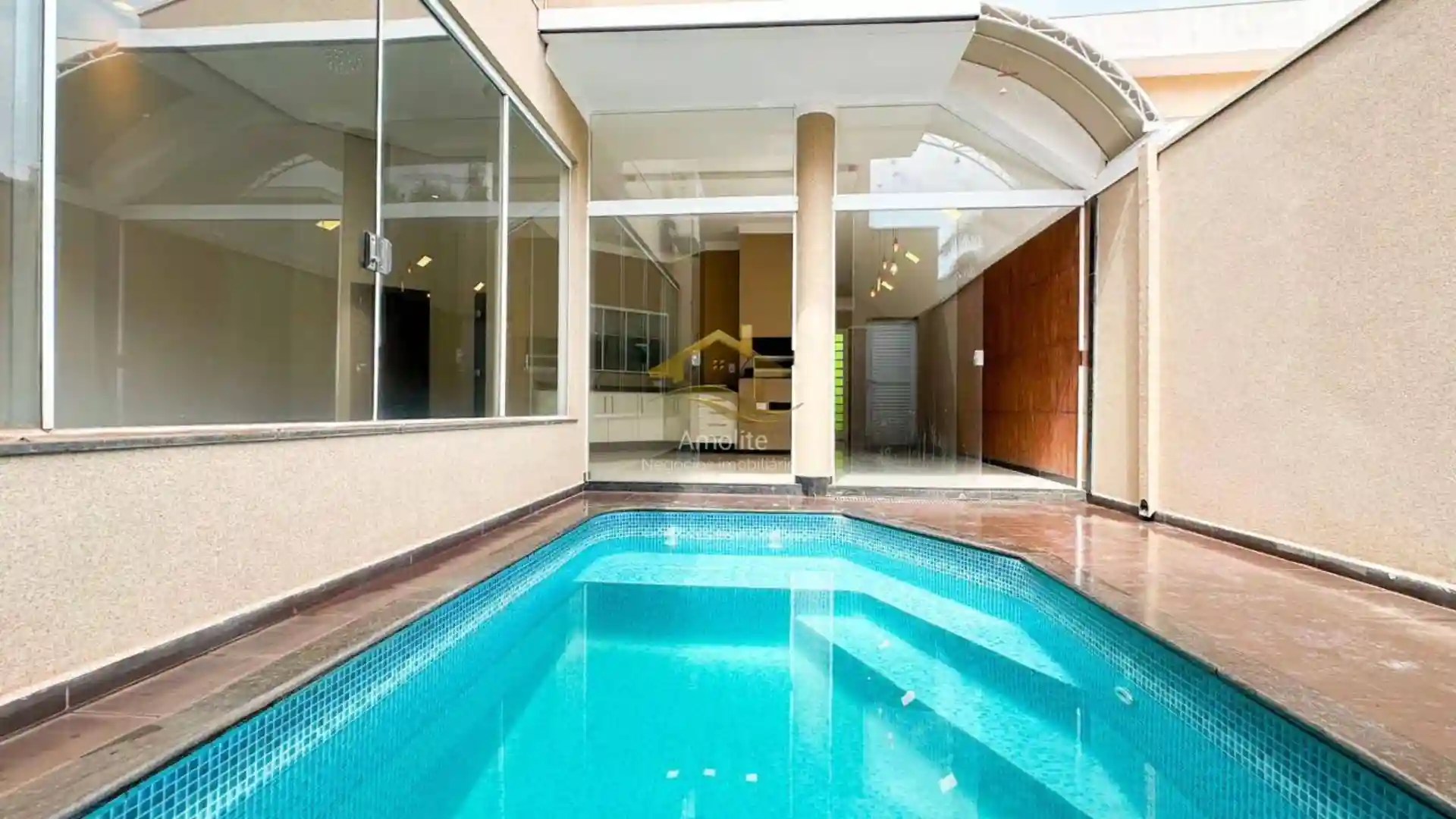 Casa de Condomínio com 3 quartos à venda, 220m² — foto 11 de 30
