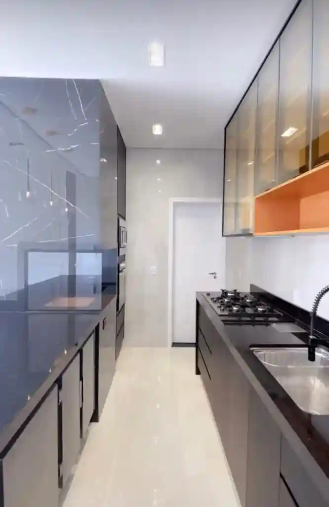 Casa de Condomínio com 3 quartos à venda, 219m² — foto 11 de 14