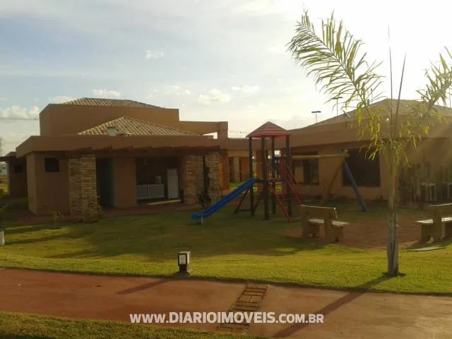 Terreno / Lote / Condomínio à venda — foto 2 de 4
