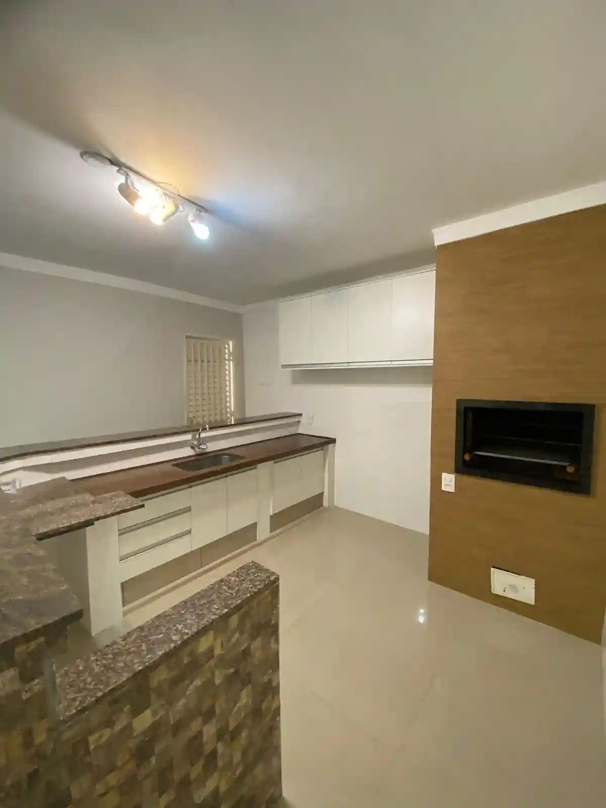Casa com 4 quartos à venda, 168m² — foto 13 de 24