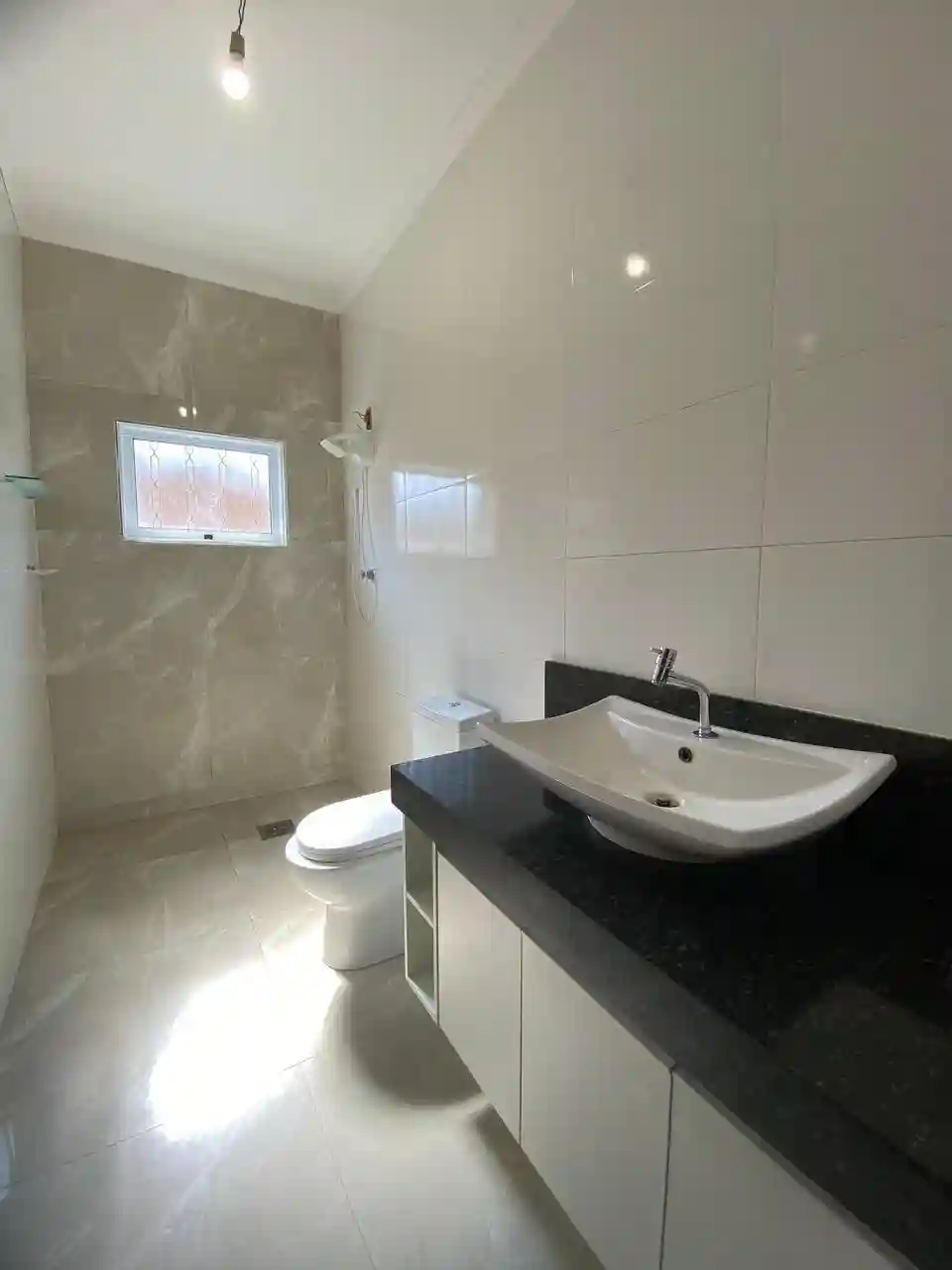 Casa com 4 quartos à venda, 168m² — foto 2 de 24