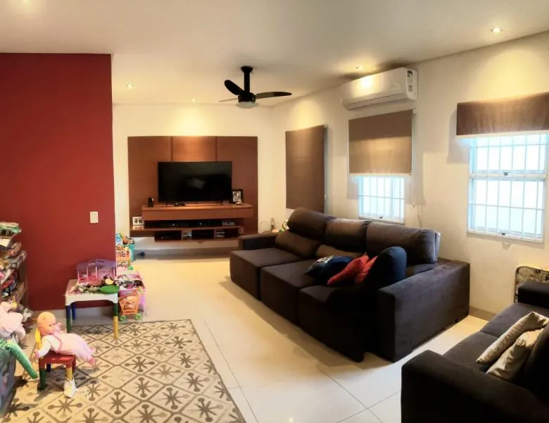 Casa à venda — foto 4 de 5