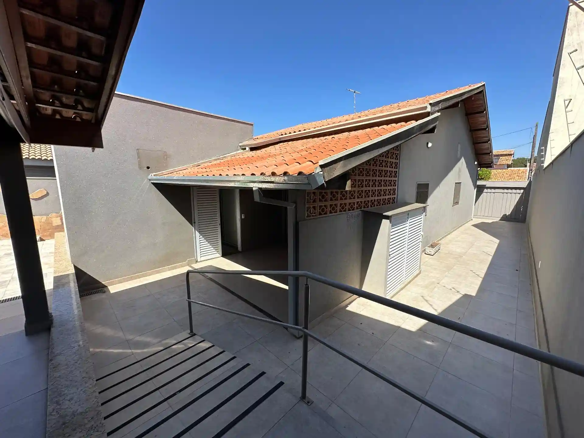 Casa com 3 quartos à venda, 220m² — foto 16 de 29