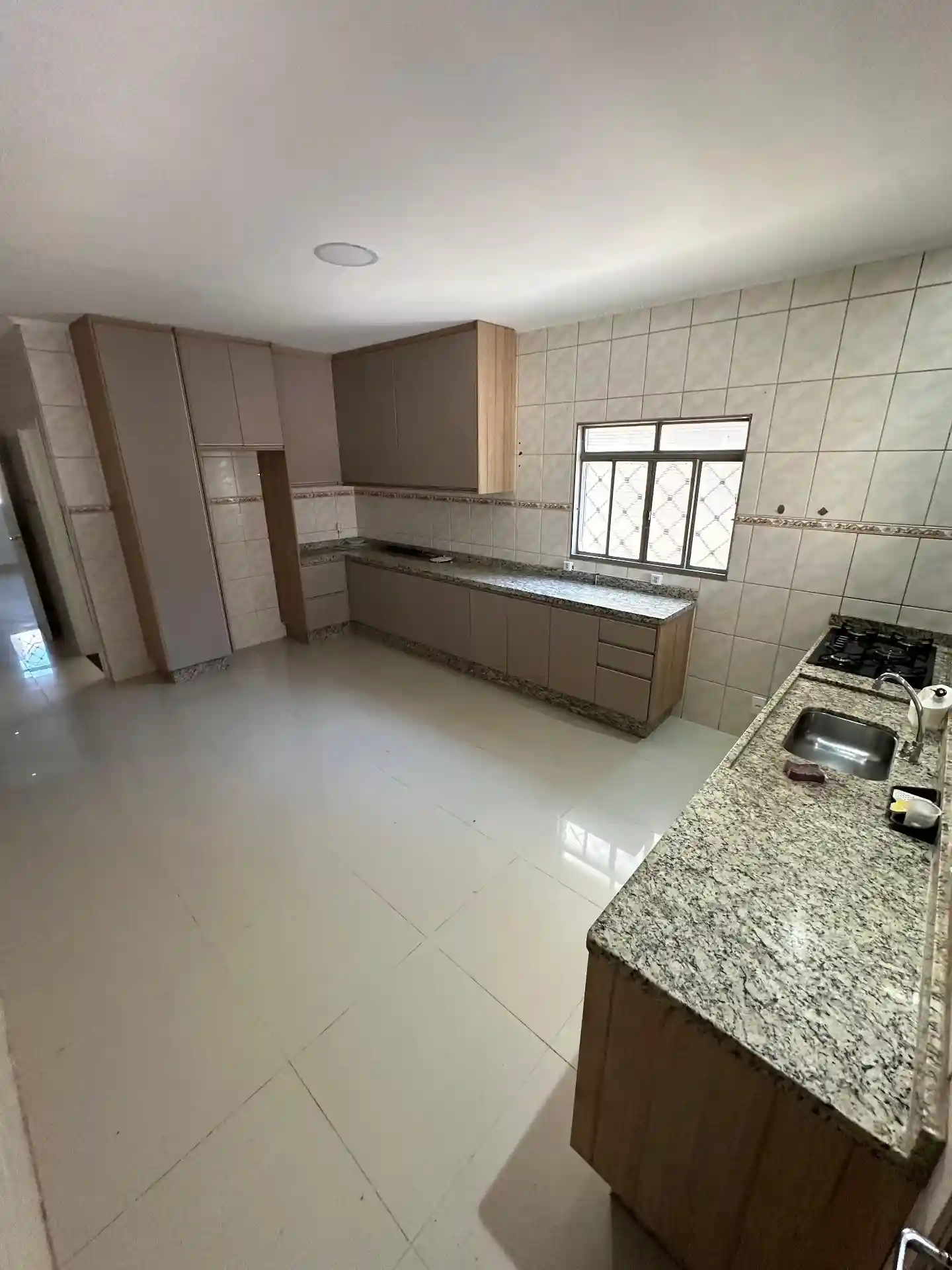 Casa com 3 quartos à venda, 220m² — foto 5 de 29