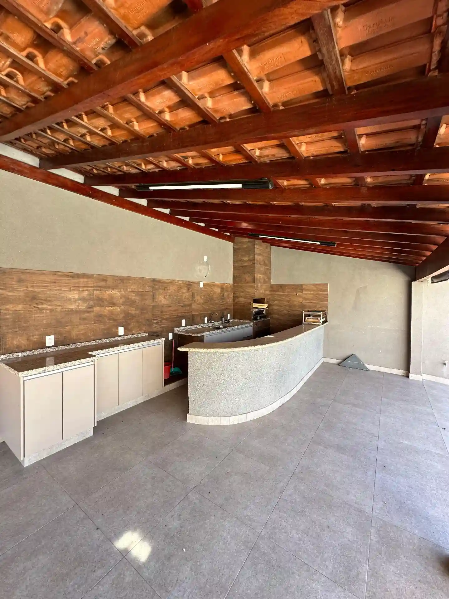 Casa com 3 quartos à venda, 220m² — foto 13 de 29