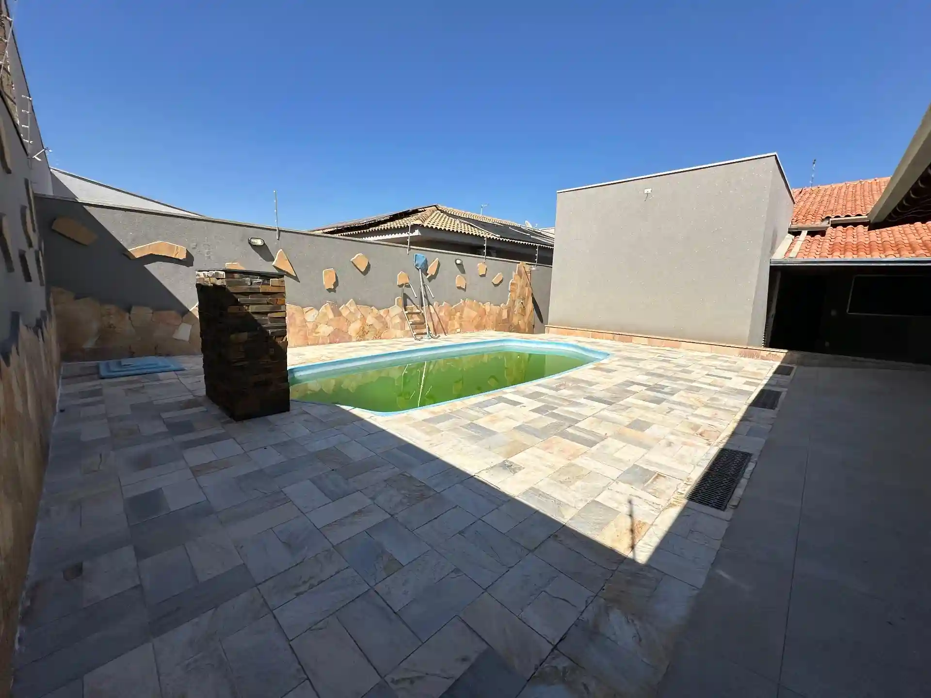 Casa com 3 quartos à venda, 220m² — foto 8 de 29