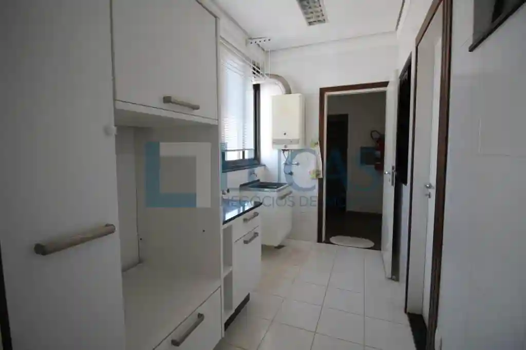 Apartamento à venda — foto 4 de 33