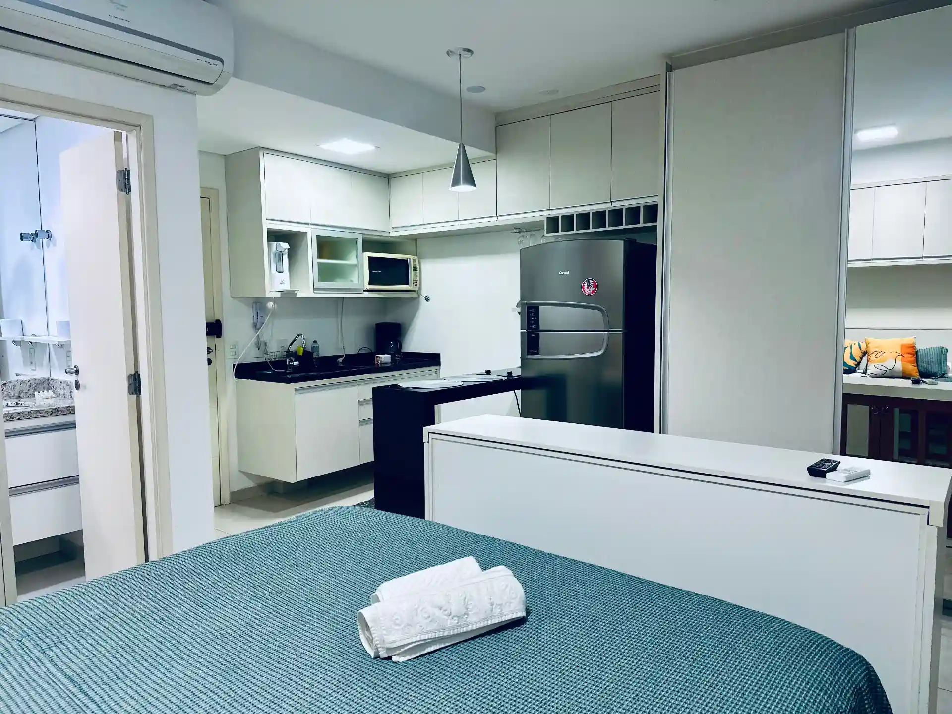 Studio com 1 quarto à venda, 33m² — foto 2 de 19