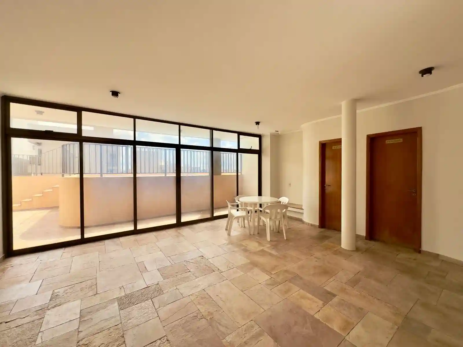 Apartamento com 4 quartos à venda, 108m² — foto 4 de 25