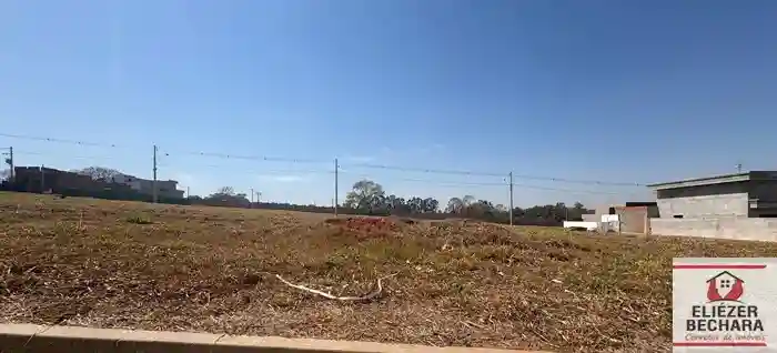 Terreno / Lote / Condomínio  à venda, 308m² — foto 2 de 3
