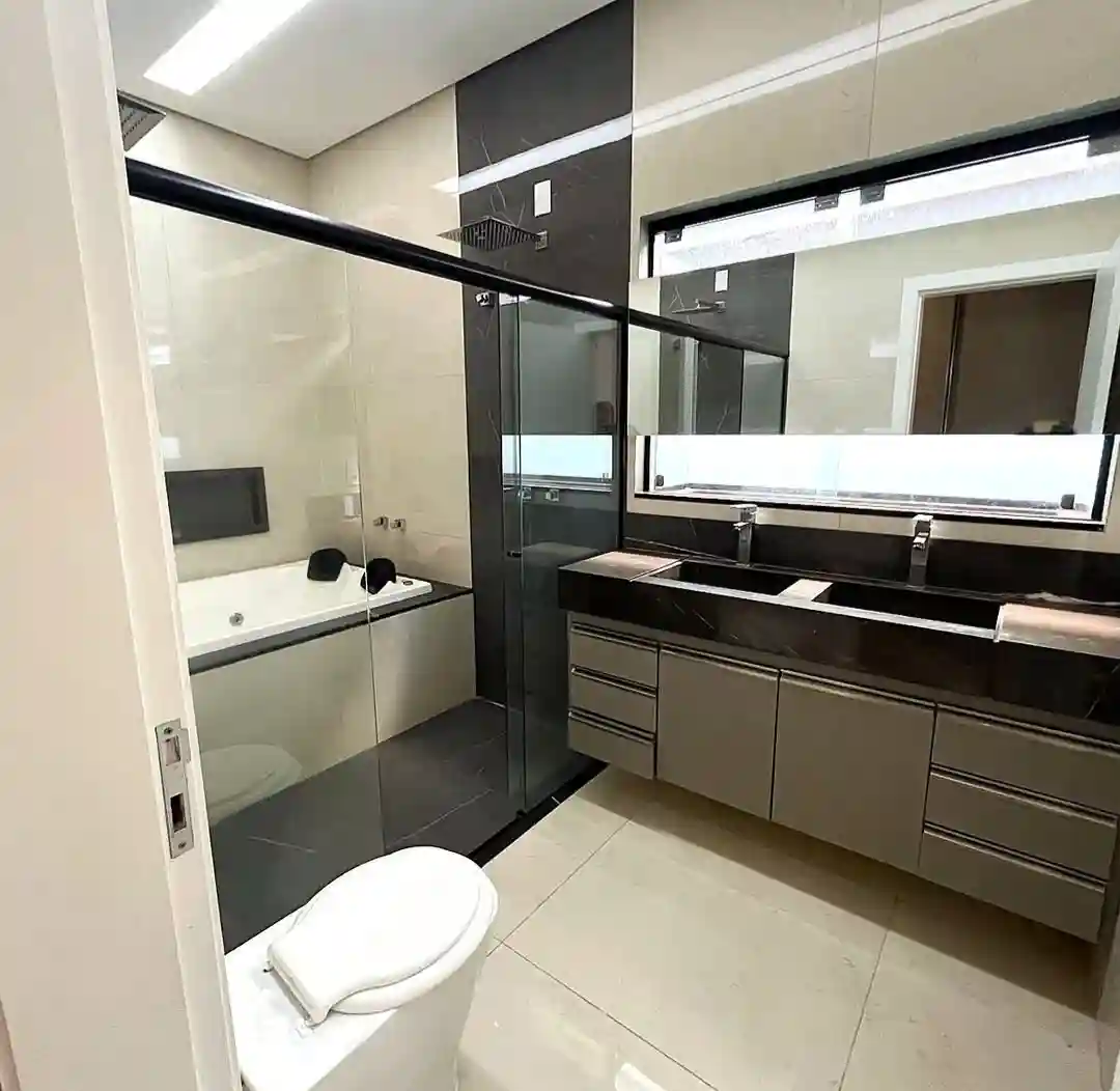 Casa de Condomínio com 3 quartos à venda, 227m² — foto 4 de 10