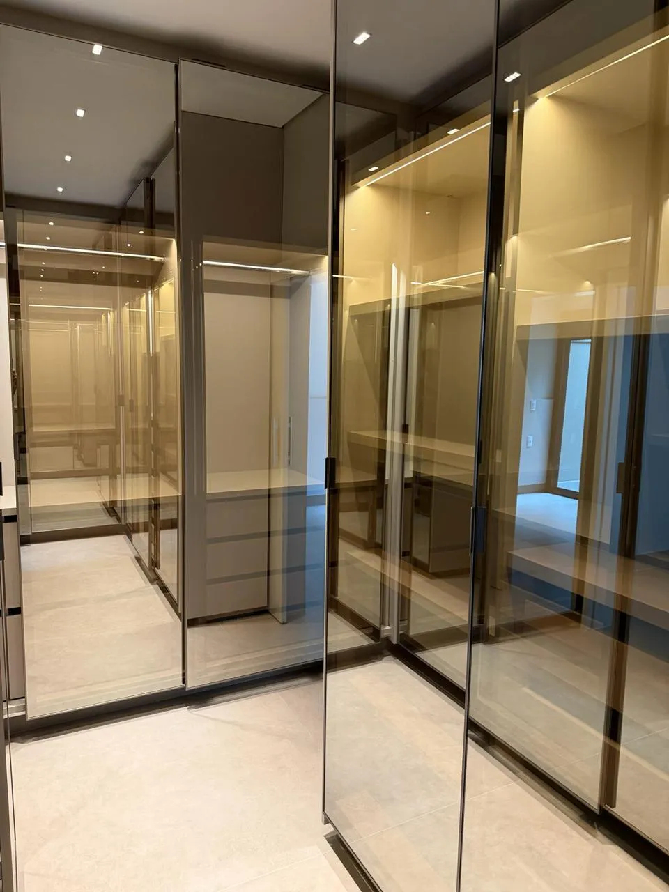 Casa de Condomínio com 3 quartos à venda, 235m² — foto 10 de 15