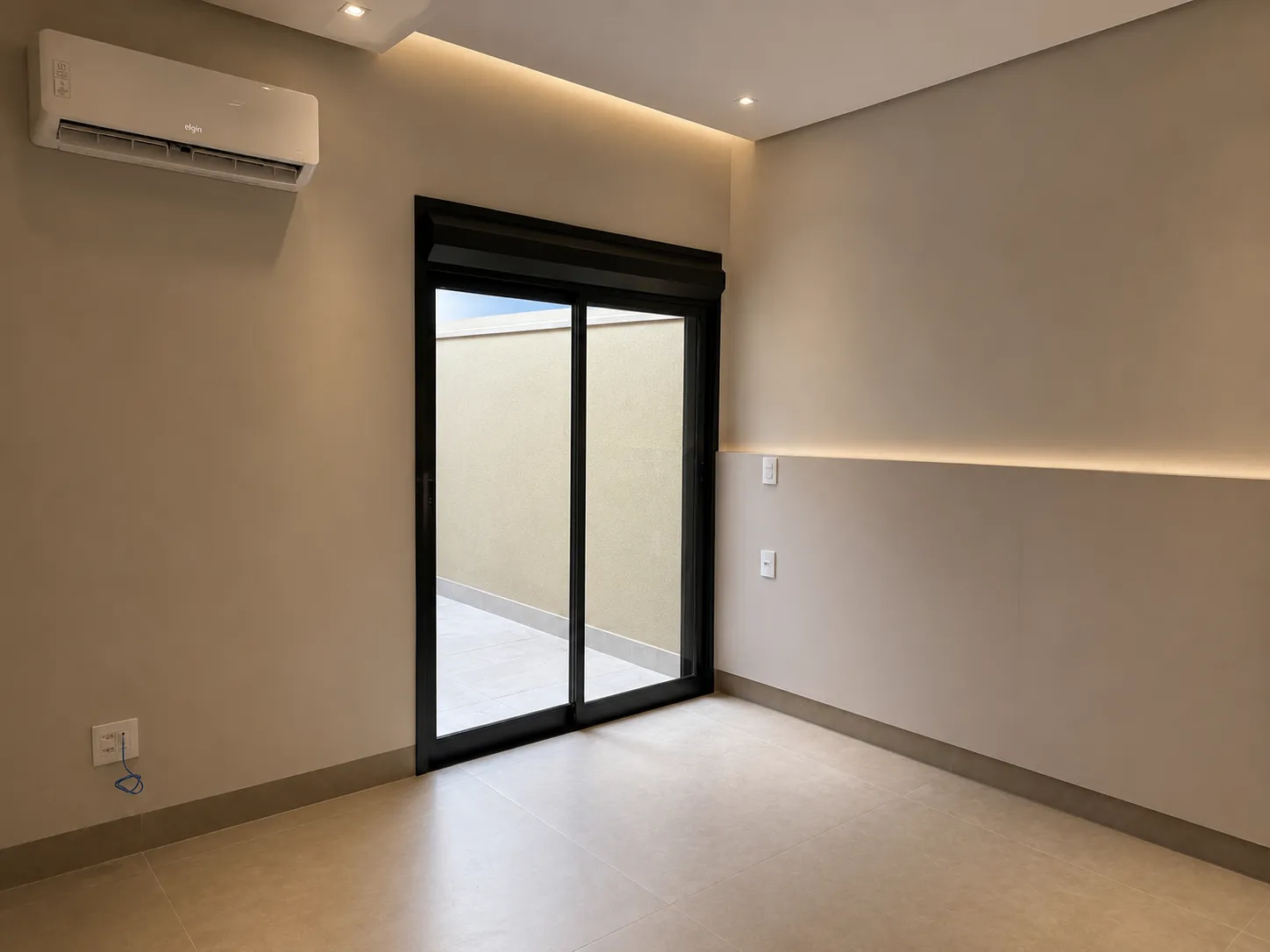 Casa de Condomínio com 3 quartos à venda, 235m² — foto 8 de 15