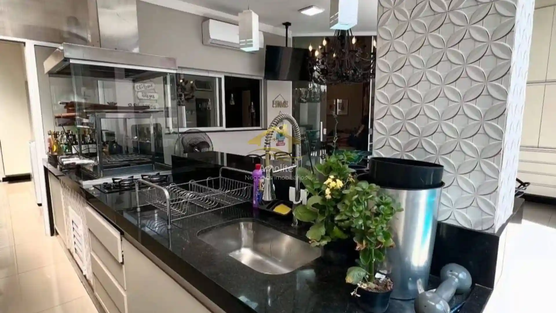 Casa de Condomínio com 3 quartos à venda, 224m² — foto 10 de 20