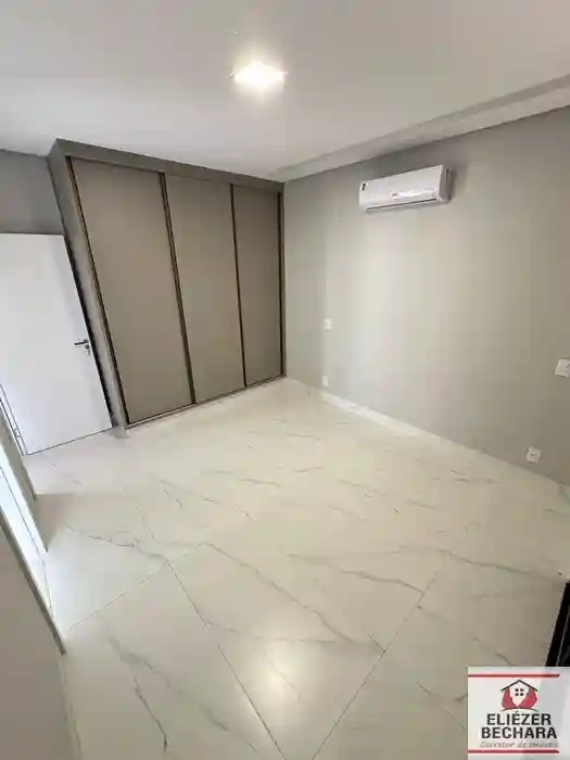 Casa de Condomínio com 3 quartos à venda, 220m² — foto 15 de 22
