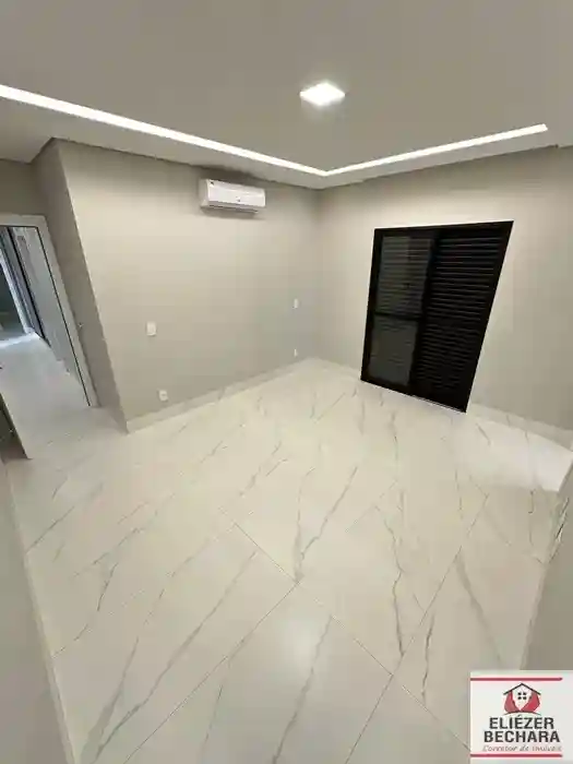 Casa de Condomínio com 3 quartos à venda, 220m² — foto 18 de 22