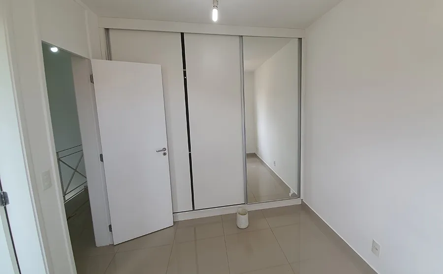 Casa de Condomínio com 3 quartos para aluguel, 130m² — foto 4 de 21