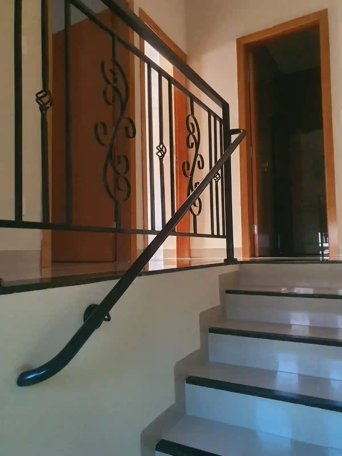 Casa de Condomínio com 2 quartos à venda, 101m² — foto 8 de 17