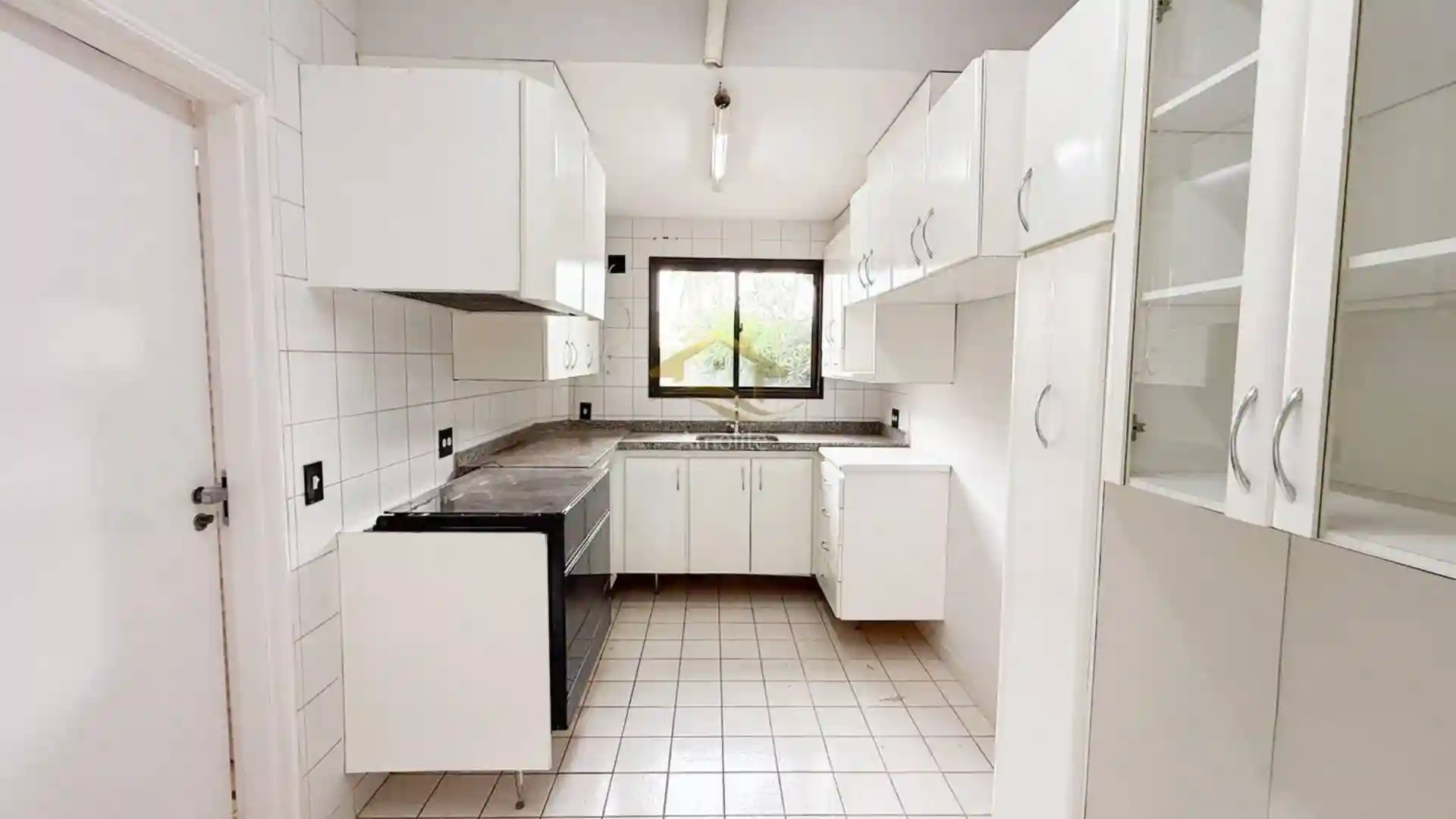 Casa de Condomínio com 5 quartos à venda, 190m² — foto 15 de 28