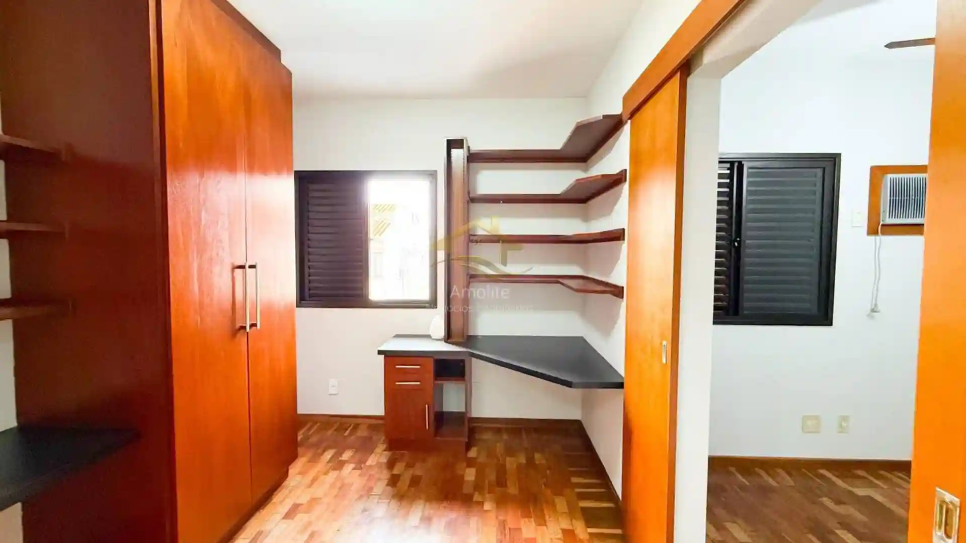 Casa de Condomínio com 5 quartos à venda, 190m² — foto 17 de 28