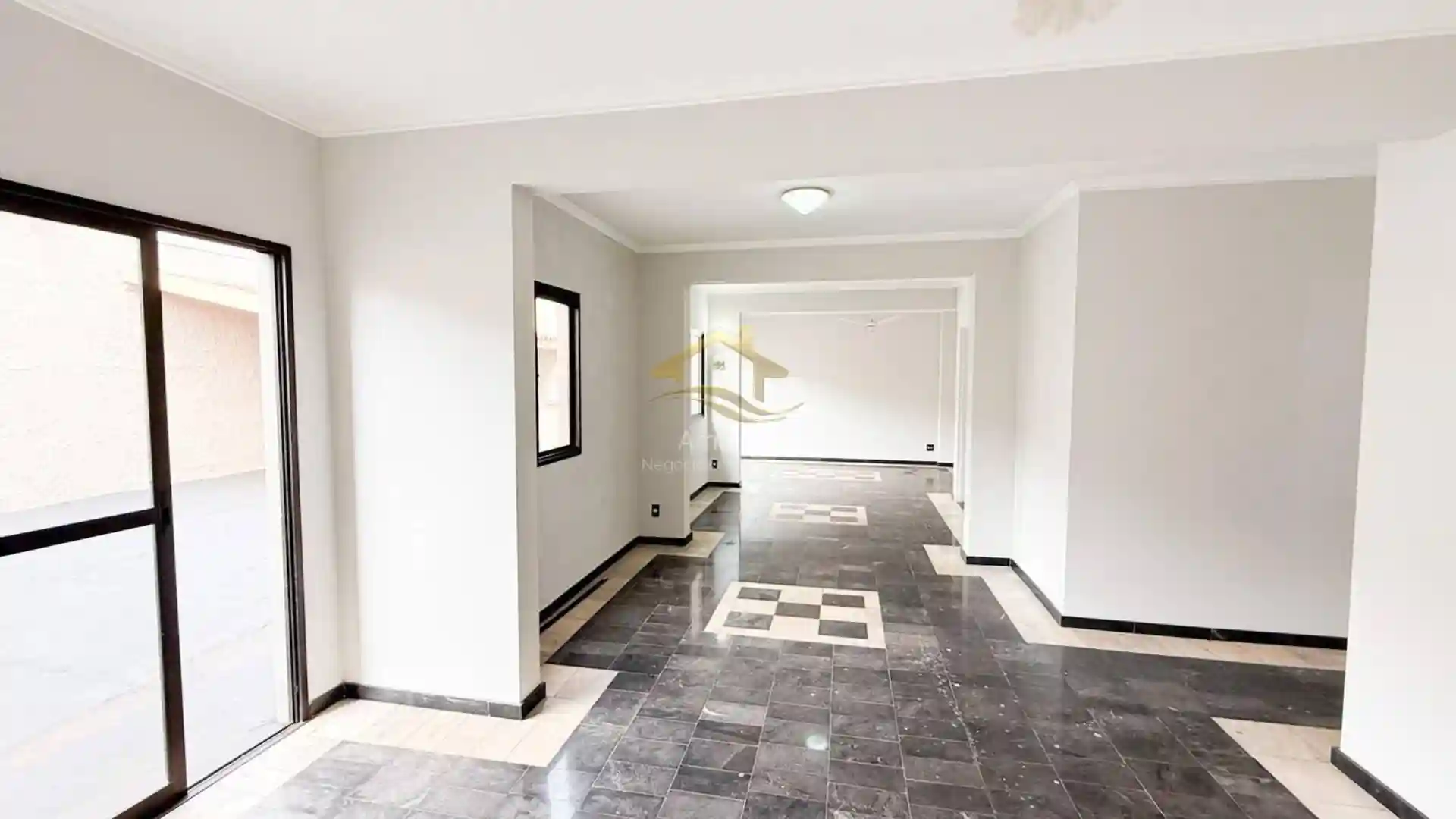 Casa de Condomínio com 5 quartos à venda, 190m² — foto 16 de 28