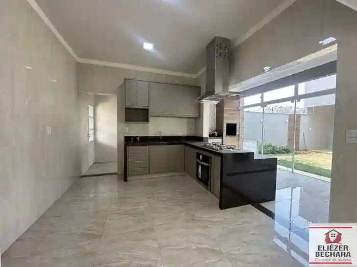 Casa com 2 quartos à venda, 136m² — foto 1 de 16