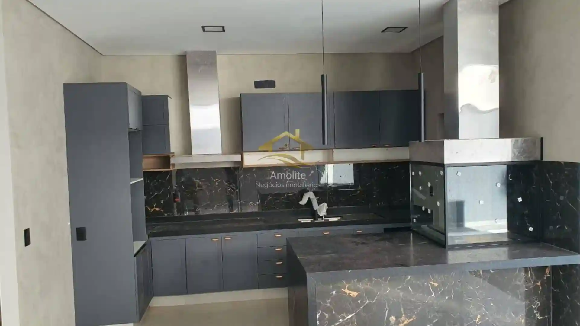 Casa de Condomínio com 3 quartos à venda, 170m² — foto 13 de 25