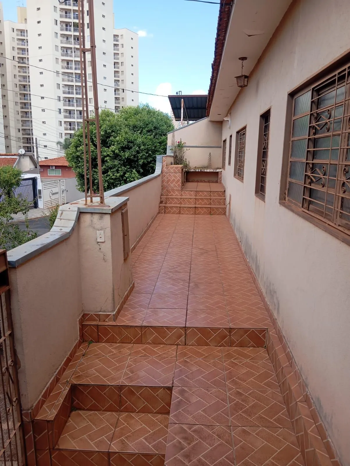 Casa com 3 quartos à venda, 242m² — foto 15 de 25